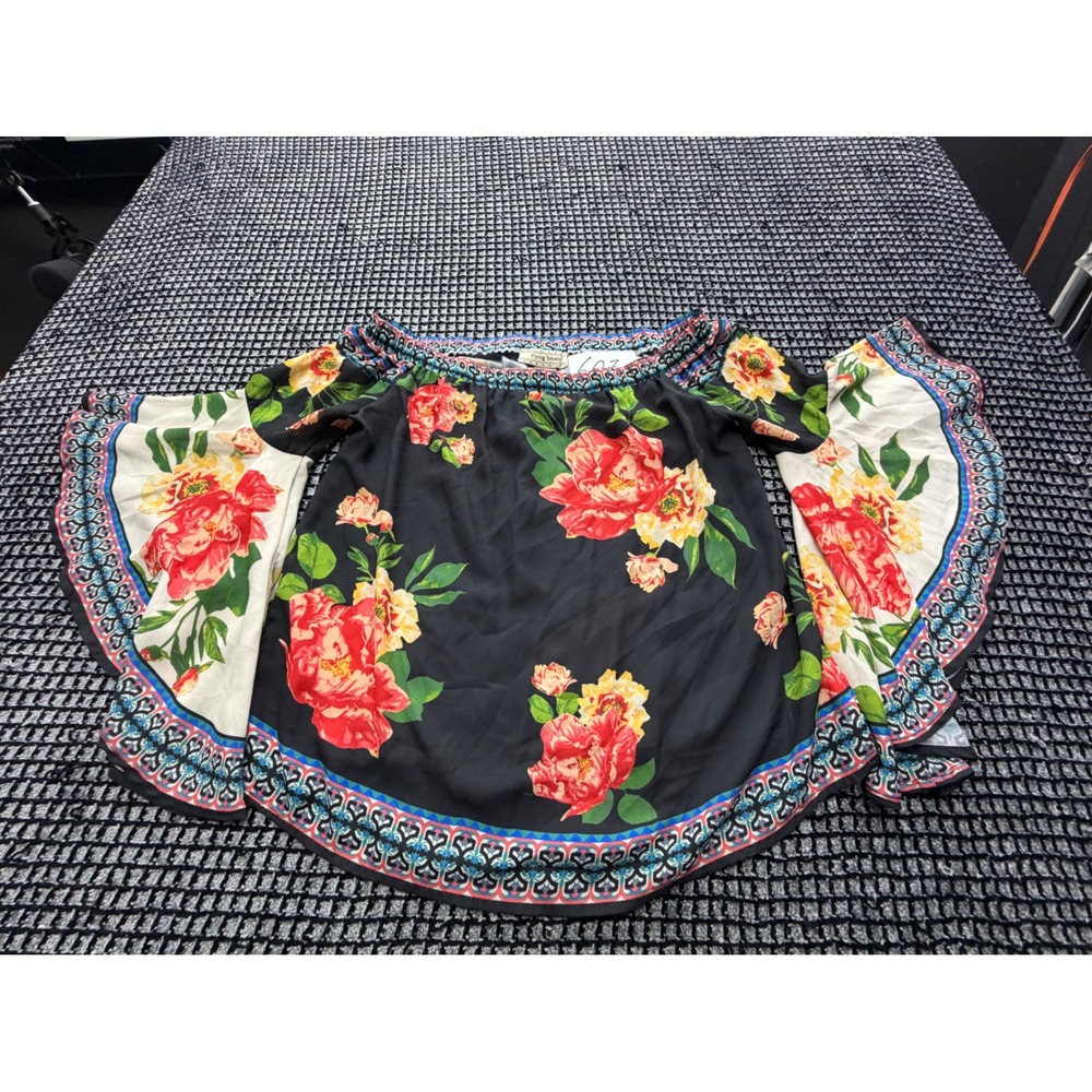 Flying Tomato Floral Top Womens Small Black Off Shoulder Bell Sleeve